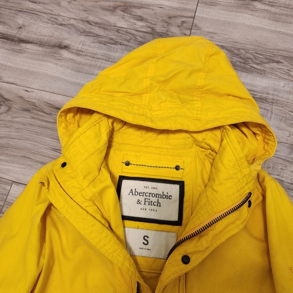 Abercrombie men jackets - Picture 2 of 6